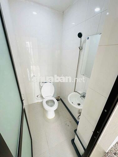 Siêu phẩm CCMN 25m2 Full đồ. Thang máy Ban công rộng, Phan Đình Giót