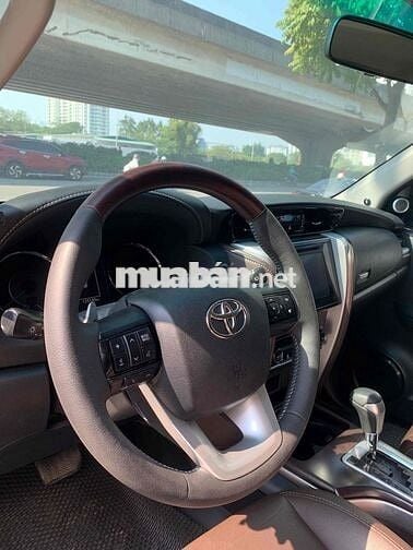 Toyota Fortuner 2018 2.7V 1 cầu 126000 km