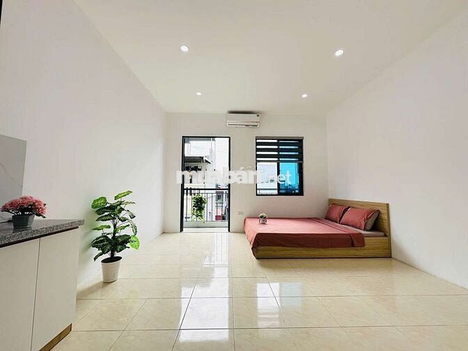 Siêu phẩm CCMN 25m2 Full đồ. Thang máy Ban công rộng, Phan Đình Giót