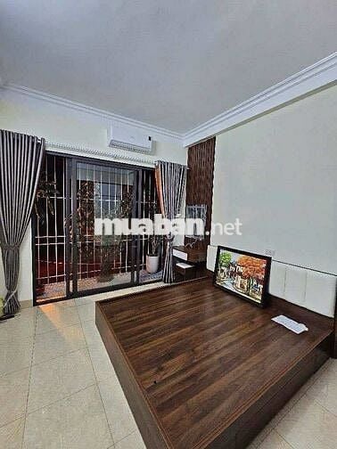 CHÍNH CHỦ CẦN BÁN GẤP NHÀ Ở NGÔ GIA TỰ - Ô TÔ ĐỖ CỬA .