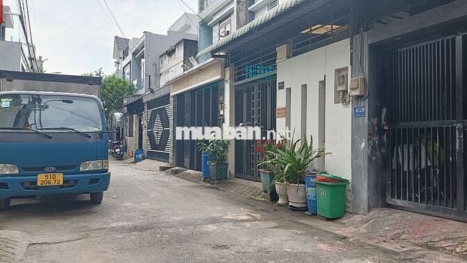 Bán đất đẹp hẻm xe hơi đường 11, Trung tâm Linh Xuân chỉ hơn 5tỷ