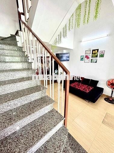 CHO THUÊ NHÀ 4 TẦNG BOÀNG BÍCH SƠN VỊ TRÍ ĐẸP GÂN PHẠM VĂN ĐÔNF