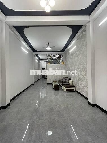 Cho thuê nhà mặt tiền 72m2 3L4PN gần Phạm Văn Đồng, Gigamall