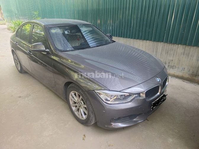 Đổi xe điện bán BMW 320i SX2012 chính chủ, xe được chăm sóc kỹ, ít đi