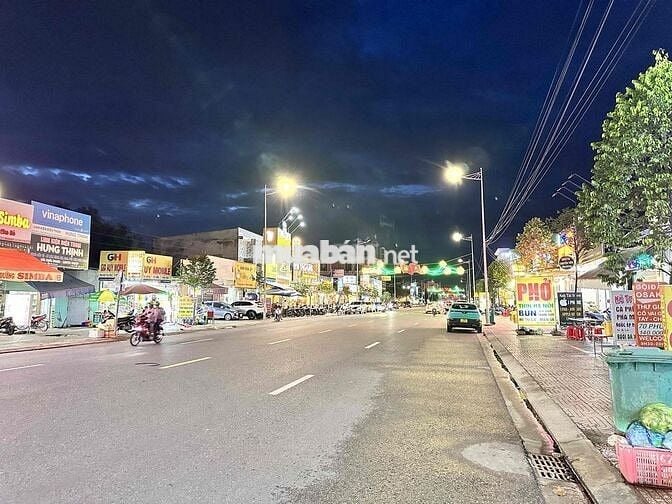 TRUNG TÂM TP KHU CÔNG NGHIỆP CẢNG BIỂN PHÚ MỸ GIÁ ĐẦU TƯ 3 TỶ 300TR