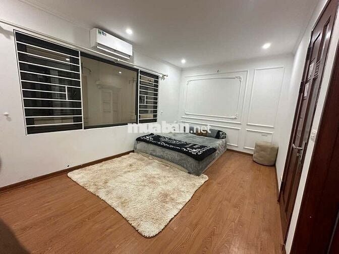 BÁN GẤP SIÊU PHẨM NHÀ TẠI BỒ ĐỀ - NGÕ NÔNG - Ô TÔ ĐỖ CỬA - FULL ĐỒ