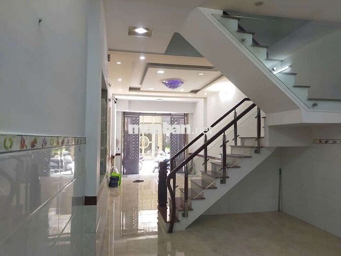 Nhà Hẻm Xe Hơi 4x15 2lầu 4p ngủ 4tolet mới Sạch Sẽ