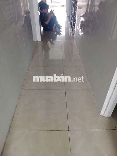 Nhà Thuê 4×20 Lầu suốt 3pn. Đường võ văn vân Ấp 4 Vĩnh Lộc B bình ch