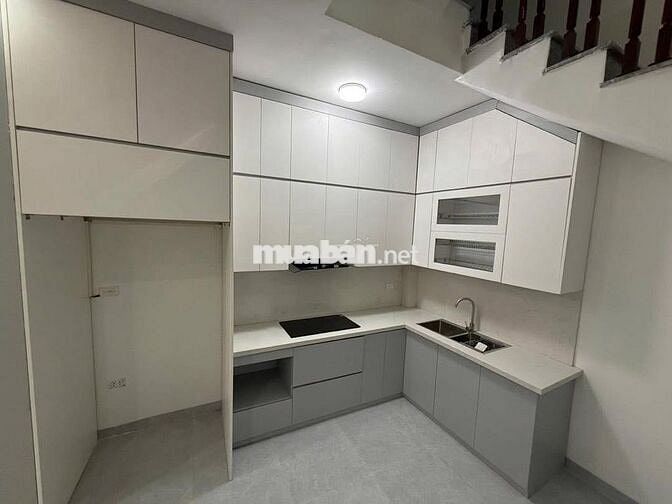 8tỷ9 có nhà phố Trạm ô tô vào nhà