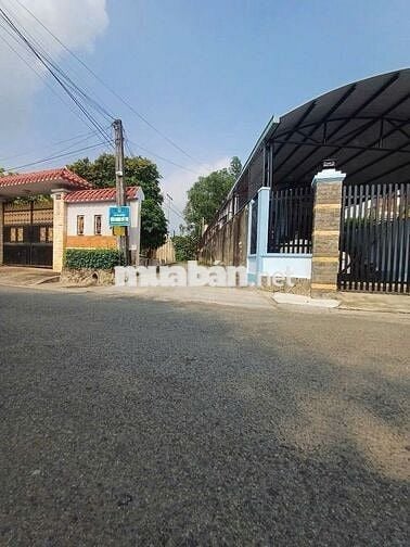 Đất Định Hòa chỉ 1ty680 cần bán gấp