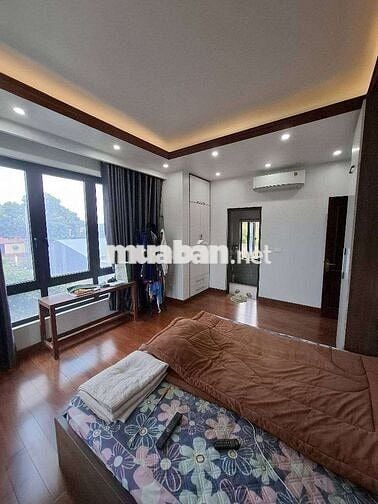 Bán nhà đa tốn gia lâm diện tích 122,8m2, giá 23 tỷ