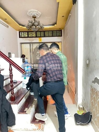 Cc Bán nhà Ngõ 38 Phương mai dt 35m2 Mt 3,6m xây 3 tầng khung 4,65 tỷ.