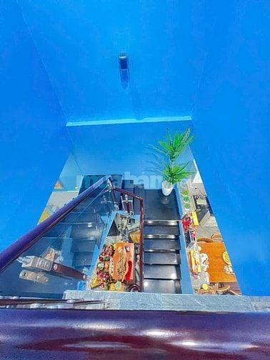 Nhà đẹp 99% Trung Mỹ Tây Q12 3,6mx12m– 4.1 tỷ còn thương lượng