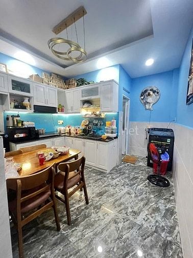 Nhà đẹp 99% Trung Mỹ Tây Q12 3,6mx12m– 4.1 tỷ còn thương lượng