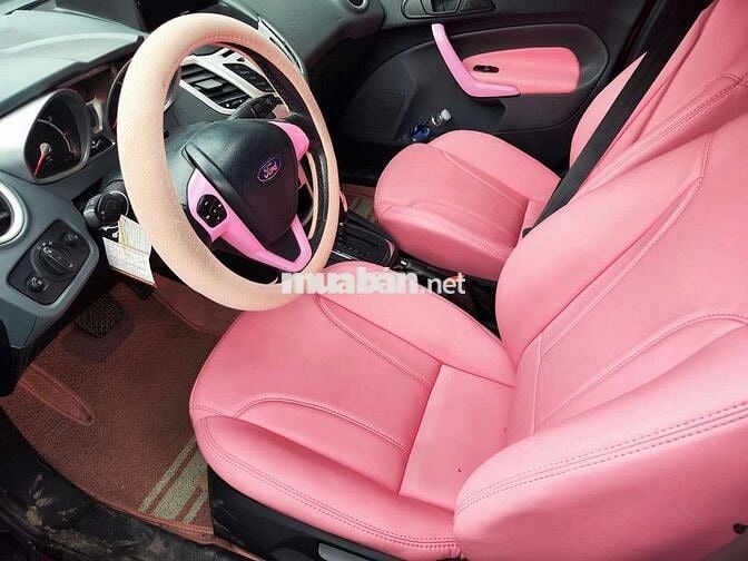 Ford Fiesta S gia đình