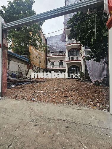 CHO THUÊ NGUYÊN CĂN , GẦN VÒNG XOAY DÂN CHỦ.