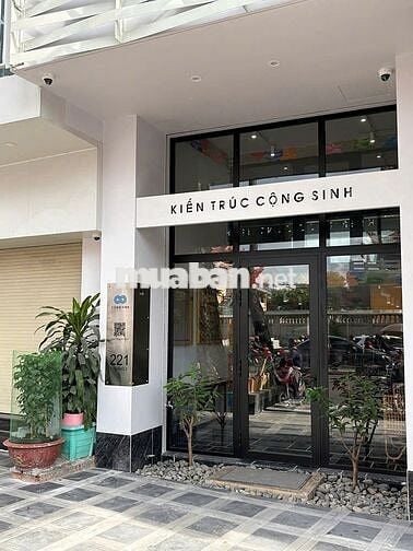 Cho thuê văn phòng lầu 1 , 36m2 , mặt tiền đường 3 tháng 2, Quận 10