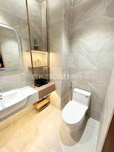 Căn hộ 2PN đầy đủ nội thất nhận nhà dọn vào ở ngay tại Phú Mỹ, HCM 