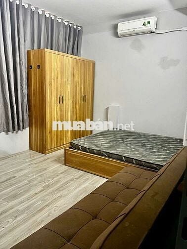 CHO THUÊ NGUYÊN CĂN , GẦN VÒNG XOAY DÂN CHỦ.