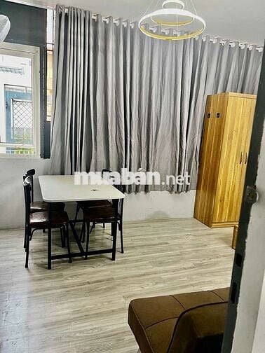 CHO THUÊ NGUYÊN CĂN , GẦN VÒNG XOAY DÂN CHỦ.