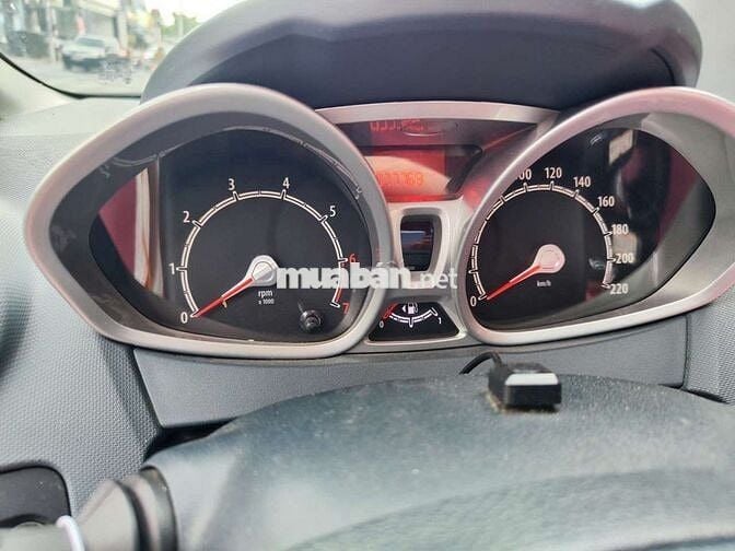 Ford Fiesta S gia đình