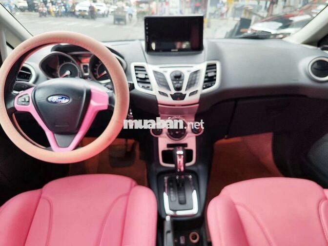 Ford Fiesta S gia đình