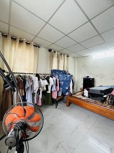 Giảm 200 tr, còn  6.6 Tỷ . LÔ GÓC 3 MẶT TIỀN LÊ VĂN KHƯƠNG, QUẬN 12 