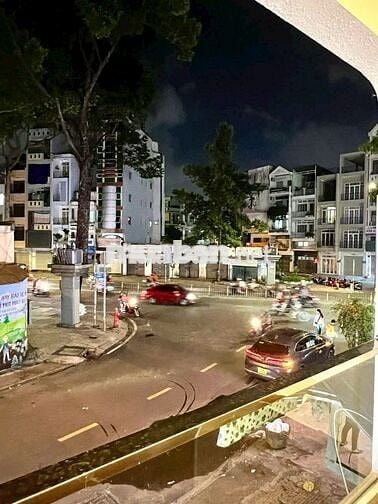 Chủ Cần Bán nhà Mặt Tiền kinh doanhQ11 4mx20m 1 lầu mới đẹp