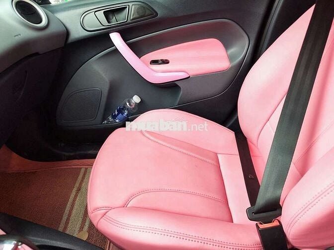 Ford Fiesta S gia đình