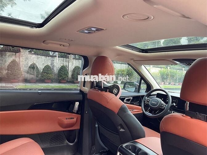 Kia Carnival Signature 2025 7S Đỏ mận
