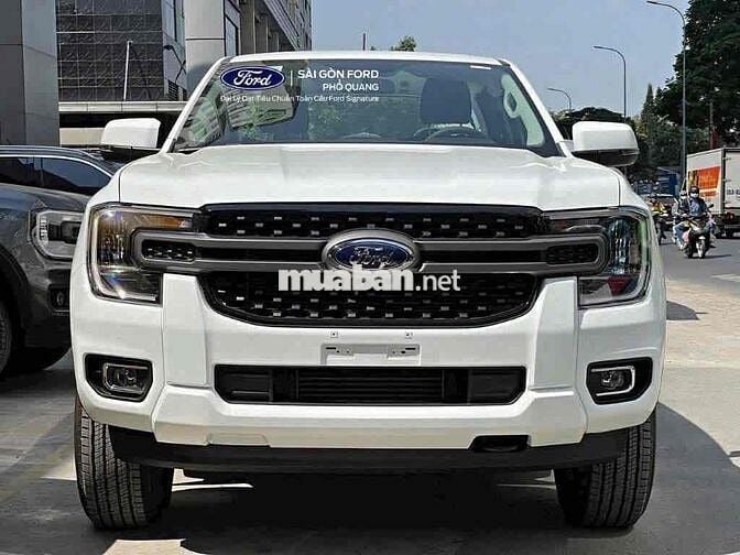 Ford Ranger 2025 XLS 2.0L 4x2 AT Xe Mới