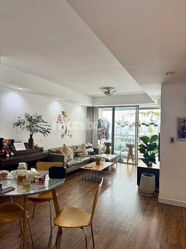 Bán Căn hộ sang trọng view đẹp, tiện nghi Block B CC Botanic 