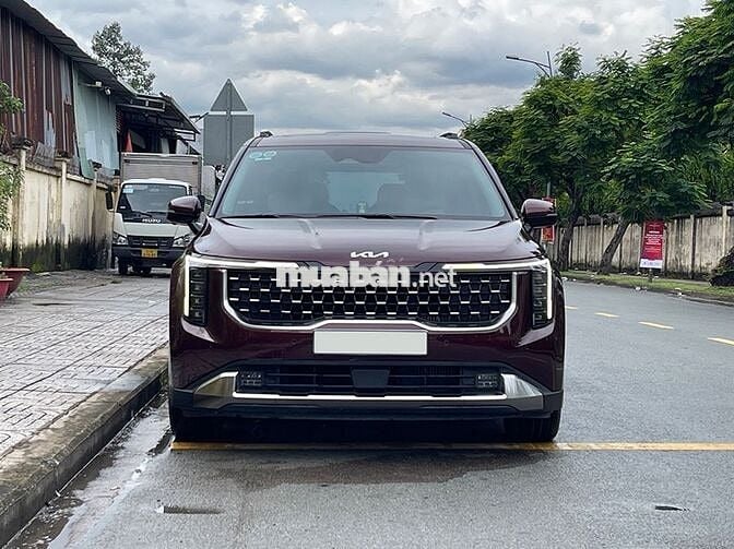 Kia Carnival Signature 2025 7S Đỏ mận