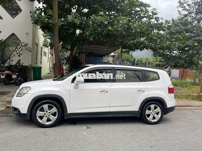 Bán Cherolet Orlando đời 2017, số sàn 7 chỗ xe đẹp