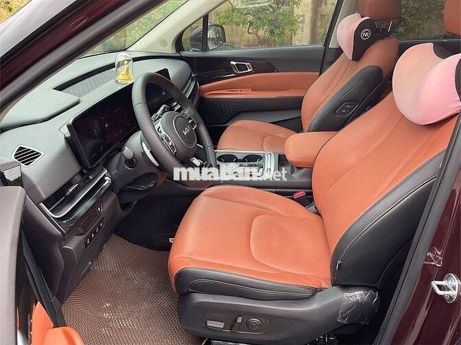 Kia Carnival Signature 2025 7S Đỏ mận