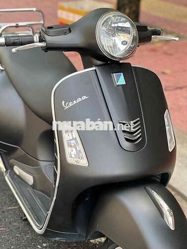 Piaggio Vespa GTS 125 3vie Đen