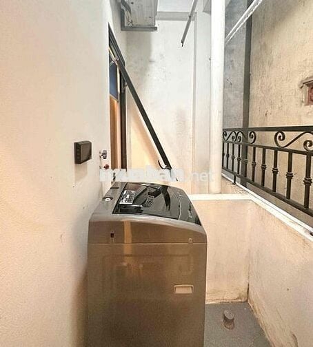 CĂN HỘ 1N1K FULL NỘI THẤT MỚI TINH NGAY TRUNG TÂM QUẬN CẦU GIẤY