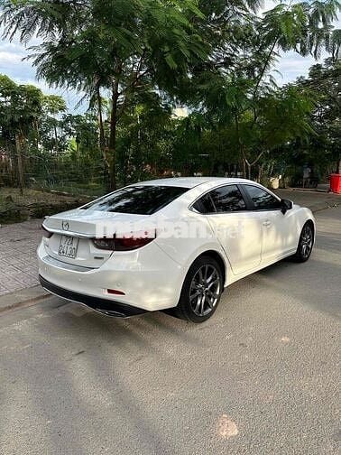 mazda 6 xe cực mới giá rẻ cho anh chị mua dùng