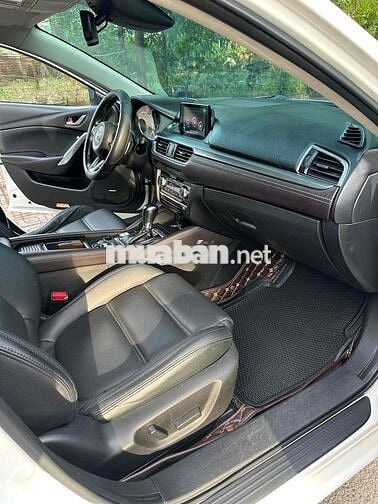 mazda 6 xe cực mới giá rẻ cho anh chị mua dùng
