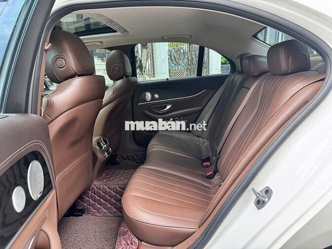 Mercedes E250 2018 màu trắng