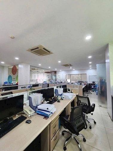 Chính Chủ Bán Nhà Trung Kính To . Diện Tích 68m2 