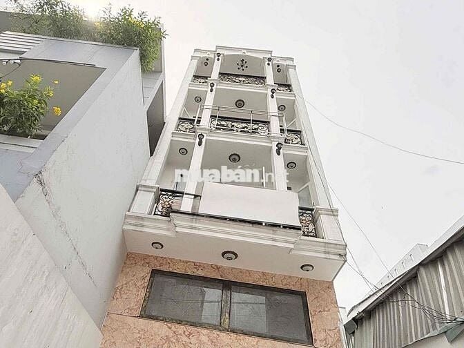 Cho thuê sàn 120m2 văn phòng, Studio ,Nails, Yoga gần CV Lê Thị Riêng