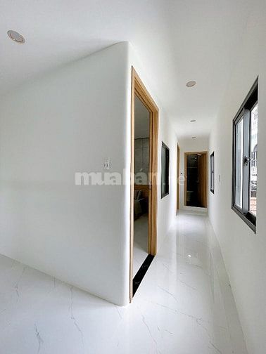 NHÀ ĐẸP TRUNG TÂM HOÀNG DIỆU – 2 MẶT THOÁNG MÁT – GIÁ CỰC TỐT!