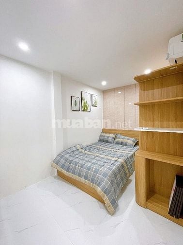 NHÀ ĐẸP TRUNG TÂM HOÀNG DIỆU – 2 MẶT THOÁNG MÁT – GIÁ CỰC TỐT!