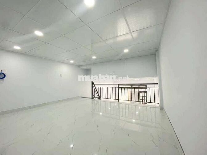 Nhà thuê Lạc Long Quân. Q11( 1PN, 1WC) Hẻm ba gác. Dtsd 60m2