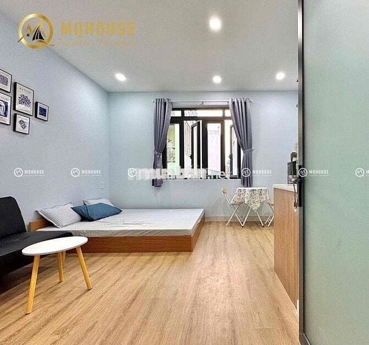 STUDIO FULL NỘI THẤT CÓ CỬA SỔ TRỜI ĐI BỘ QUA ĐẠI HỌC VĂN HIẾN