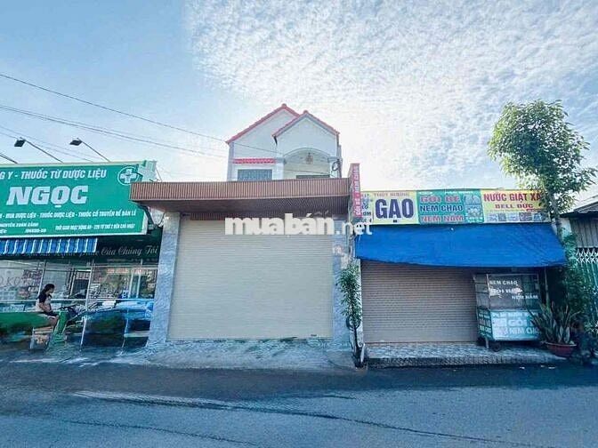 nhà mặt tiền đuòng nhựa cây da buôn bán víp, diện tích 115m ,