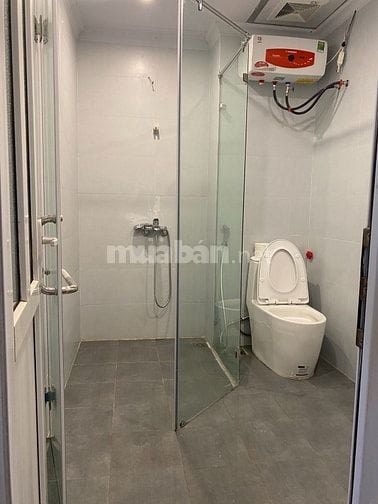 Cho thuê căn hộ liền kề 270 m2 làm VP hoặc để ở phố Ngọc Lâm, LB, HN