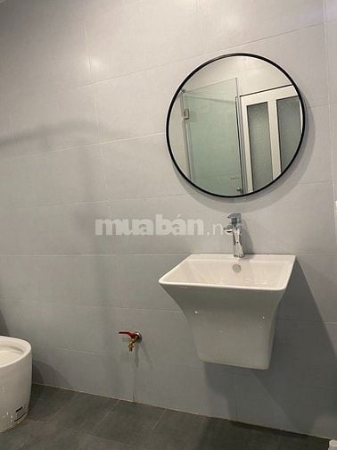 Cho thuê căn hộ liền kề 270 m2 làm VP hoặc để ở phố Ngọc Lâm, LB, HN