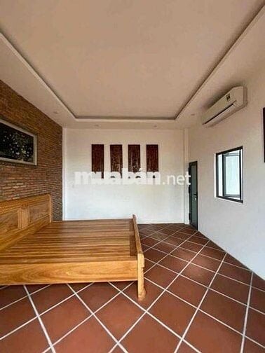 NHÀ SÂN VƯỜN RỘNG THOÁNG ĐƯỜNG NGUYỄN VĂN LINH OTO TỚI CHỖ